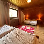 Private Spacious Near Winterberg And Willingen 14 Guests Huge Garden Free Parking For Multiple Cars *