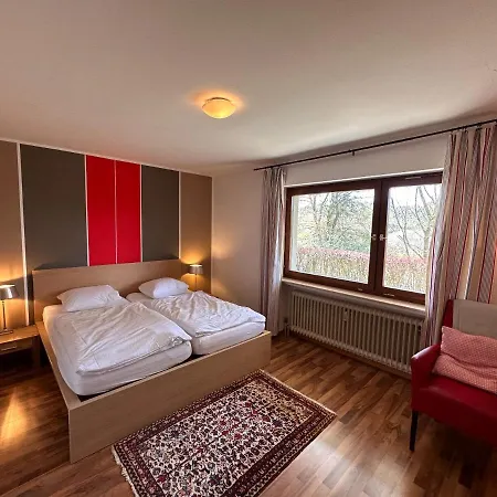 Winterberg: Spacious Garden Retreat For Large Groups