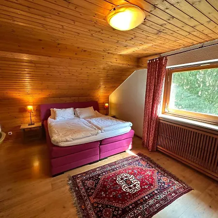 Winterberg: Spacious Garden Retreat For Large Groups